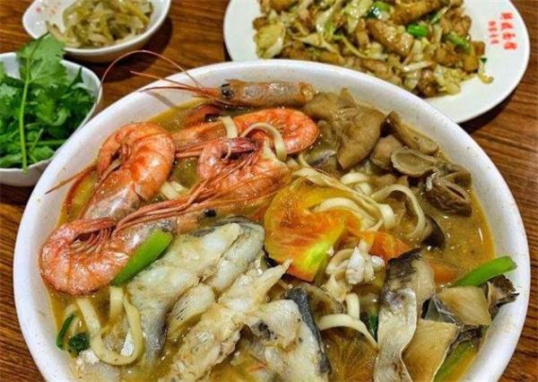 海鮮面館費(fèi)多少？