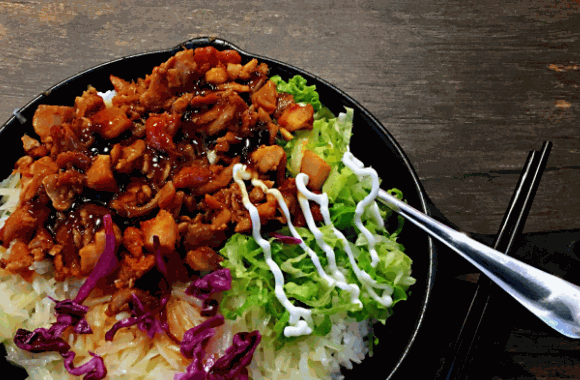 蘇小飯烤肉拌飯