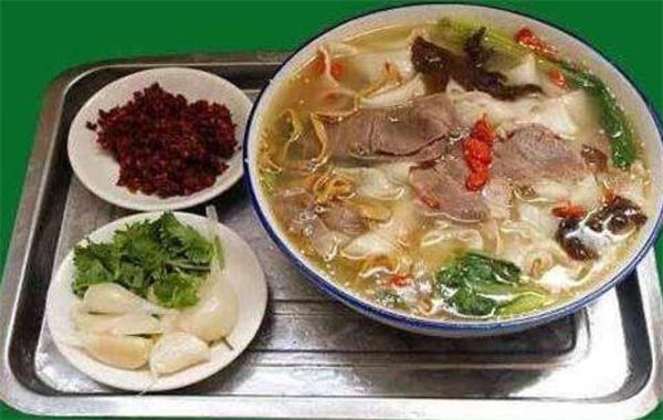 鄭州餐飲費(fèi)多少錢？