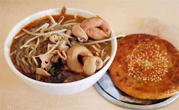 成都肥腸粉鍋盔如何？