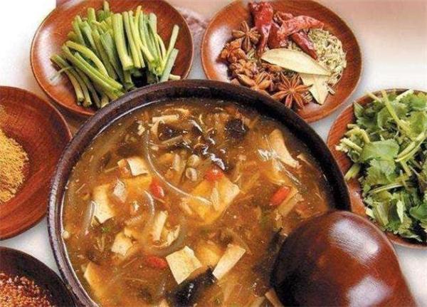 鄭州餐飲費(fèi)多少錢？