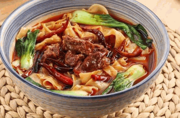 紅燜王牛肉板面