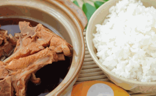 排骨米飯