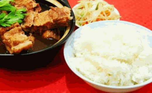 吮指瘋狂雞排排骨米飯