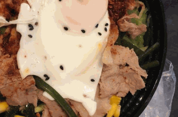 撒椒先生石鍋拌飯