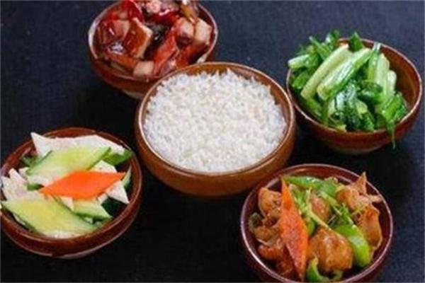想啥來(lái)啥小碗菜粥屋加盟