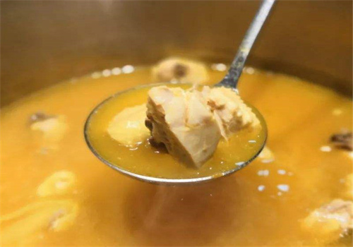 潮宴火鍋?zhàn)萄a(bǔ)膠原花膠雞加盟