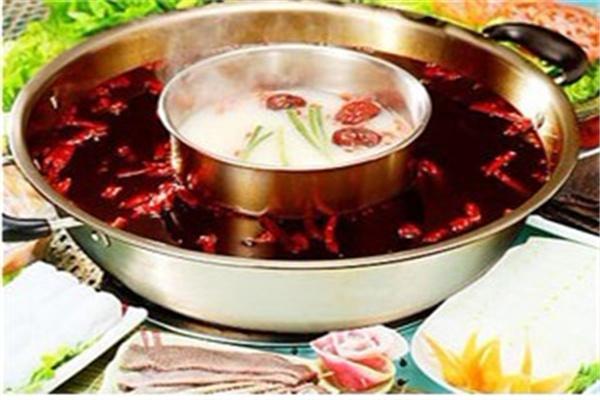 三品四季農(nóng)莊順德特色火鍋
