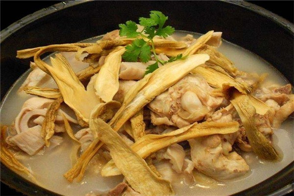 今撈豬肚雞鍋物料理