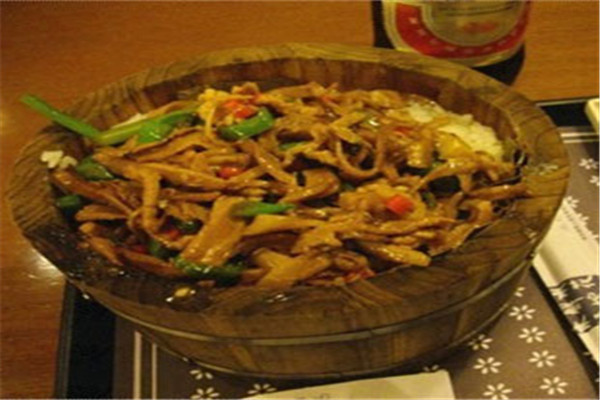五聯(lián)湘木桶飯加盟