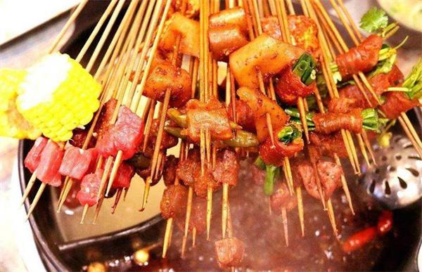 成都簽簽牛肉串串香怎么樣？后都說好極了