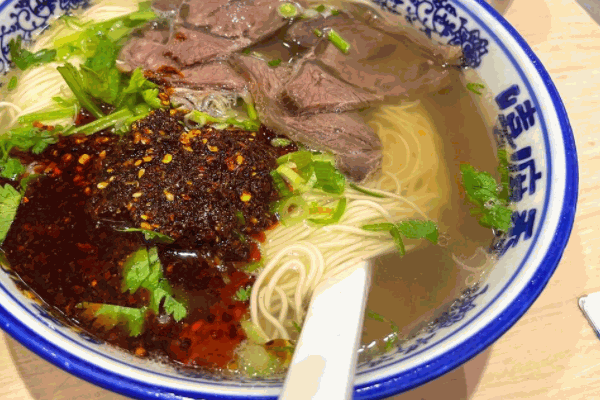 小滄桑蘭州牛肉面