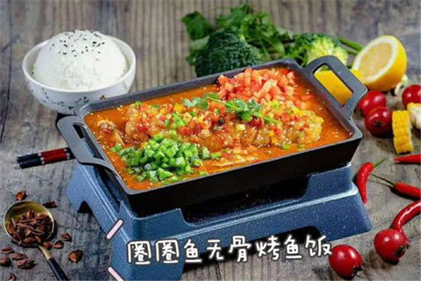 快跑魚小樂烤魚撈飯加盟