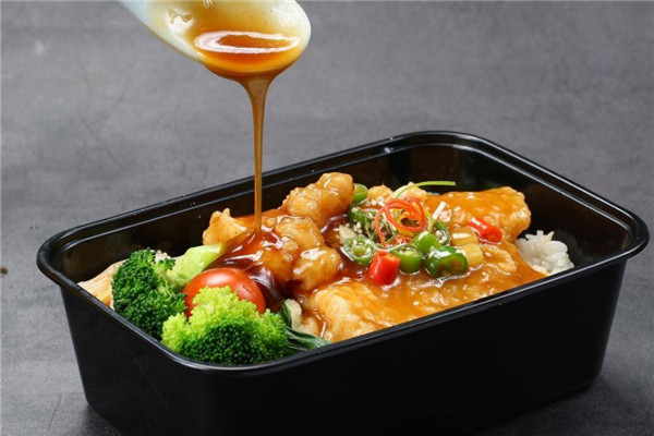 快跑魚小樂烤魚撈飯加盟