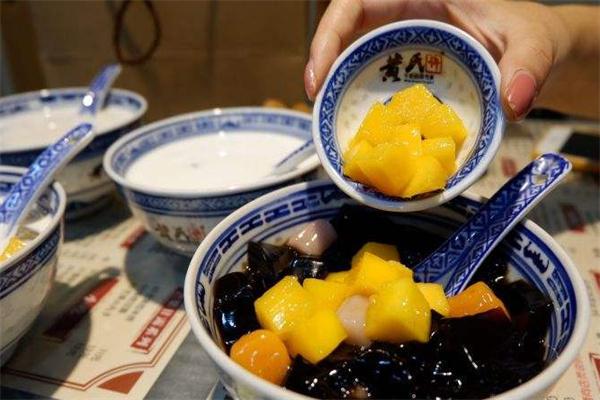 黃記許牛奶甜品加盟