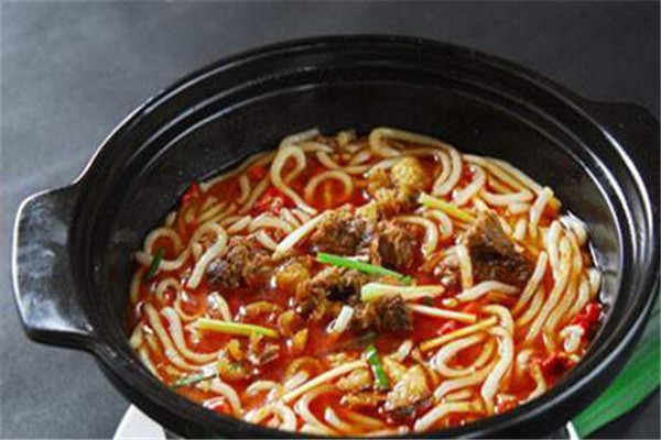 丫丫土豆粉小吃加盟