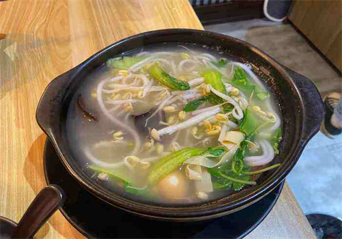 云天菌菇米線加盟