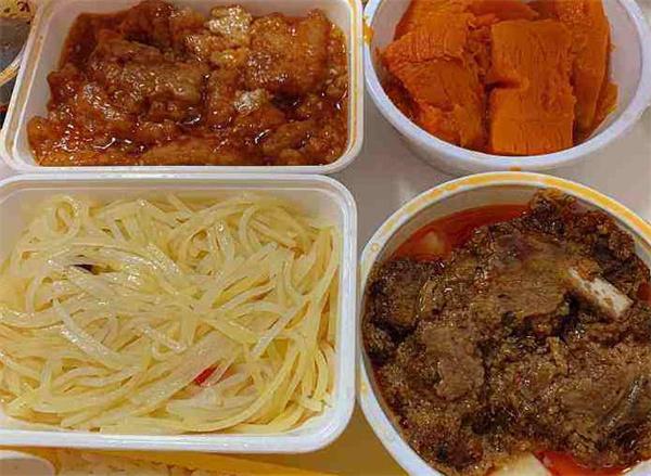 中式快餐品牌如何選擇？大先生小碗菜怎么樣？