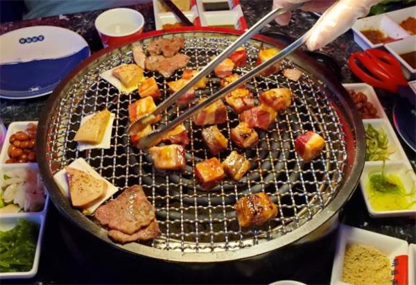 柳飄飄烤肉店生意好不好？人氣怎么樣？