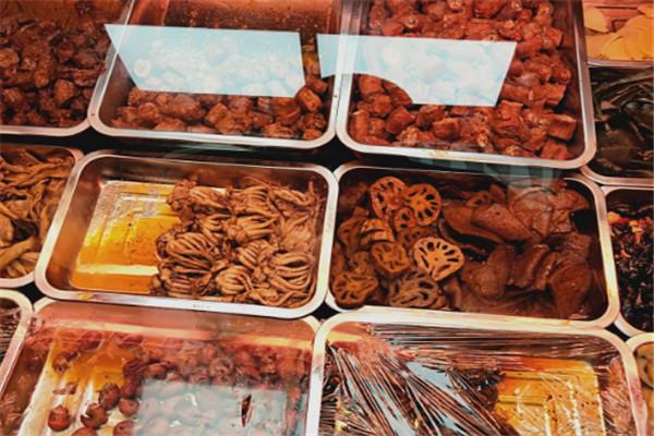 阡之味鴨脖店加盟