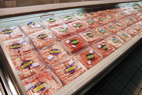 鮮領(lǐng)惠火鍋燒烤食材智能便利店