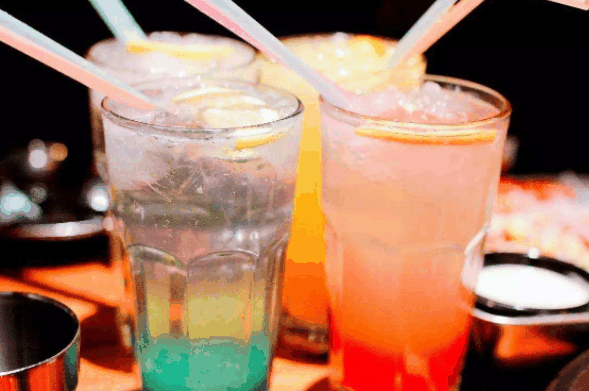 紅寶機(jī)器人飲品