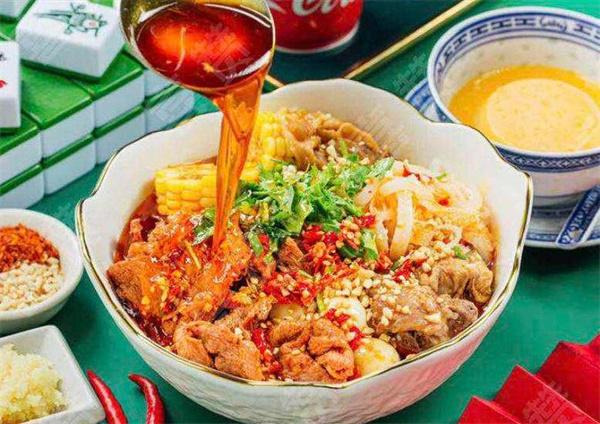 麻辣燙干拌好吃嗎？怎么開這樣的店？