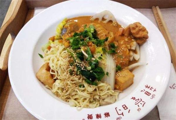開個霧東東干拌麻辣燙店能門店和外賣都能一塊干好嗎?