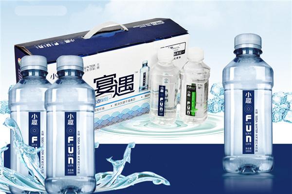 小趣蘇打水加盟