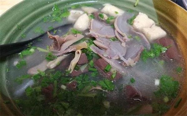 口福記鴨血粉絲湯