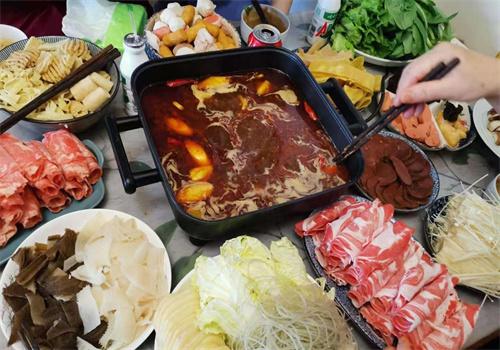 烤涮一體自助餐廳加盟