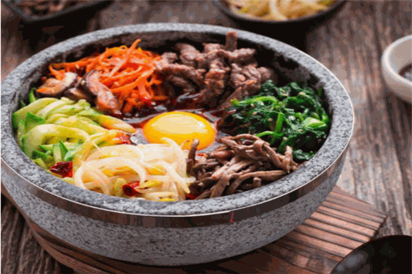 百年石鍋飯