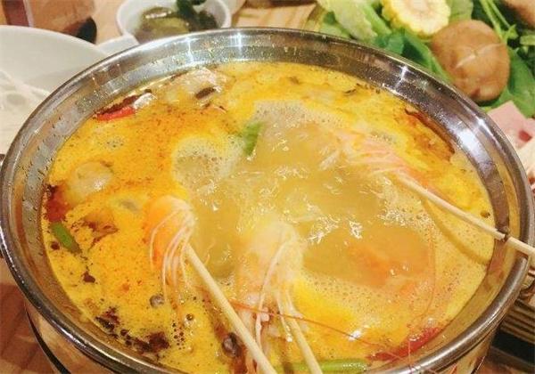 突卡突卡泰式海鮮火鍋