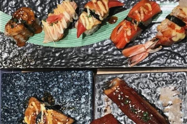 黑眼熊料理食堂加盟