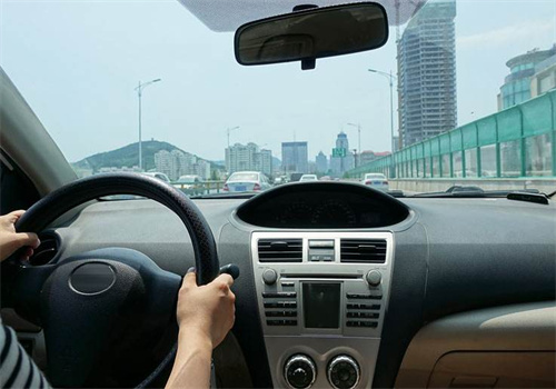 蔚車汽車服務(wù)加盟
