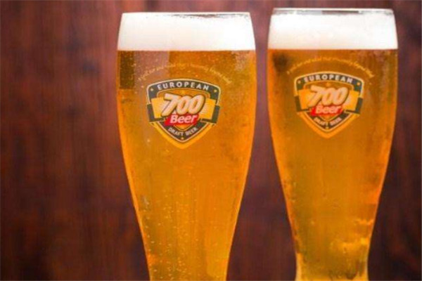 700啤酒屋加盟
