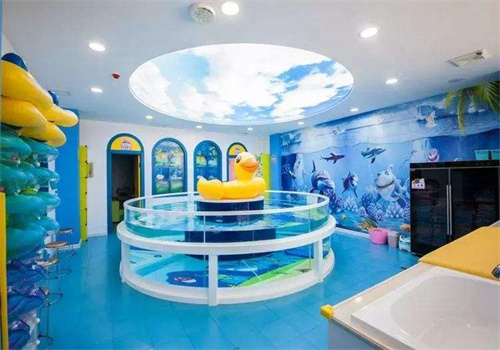 咿呀游萌寶嬰兒游泳館加盟