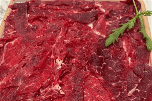 牧鼎?；疱伡用?></p>
<h2>牧鼎?；疱伡用酥С郑菏职咽謧魇诩夹g(shù)，保證口味統(tǒng)一</h2>
<p>協(xié)助選址：總部擁有相應的資源信息平臺，協(xié)助加盟商高效選址。</p>
<p>店面評估：對目標店面進行評估，包括市場定位、目標客戶群、人流量測算、經(jīng)營預算、投資回報預算等。</p>
<p>裝修設計：施工圖、效果圖、平面布局圖、裝修預算、施工方案、設備購置清單、店員服裝、形象用品、廣告設計等，以快的速度入市操作，全面復制成功模式。</p>
<p>開業(yè)籌備：派遣開業(yè)籌建小組協(xié)助進行前期籌備、確立開業(yè)策劃、開業(yè)儀式、開業(yè)造勢、開業(yè)公關(guān)、開業(yè)酬賓等活動，提供采購，管理，培訓等管理流程。簡單有效的開業(yè)模式。使其迅速打開局面，邁出成功的一步。</p>
<p>技術(shù)傳授：派遣技術(shù)管理人員，短期駐點培訓，簡單高效、手把手傳授技術(shù)，保證口味統(tǒng)一。因為每個店都是品牌的一面旗幟，維護經(jīng)營好品牌，是我們共同的目標。所以總部將不遺余力打造好每個環(huán)節(jié)。</p>
<p>廣告宣傳：為提高品牌知名度，公司將通過多種渠道投放宣傳廣告，以快的速度搶占當?shù)厣虣C，結(jié)合分店促銷手段完成品牌傳播。</p>
<p>促銷活動：節(jié)假日促銷方案，新品上市推廣等，天天優(yōu)惠不斷。常年活動不斷。針對競爭對手的阻擊營銷活動，針對四季時令的新產(chǎn)品促銷活動，將使各店保持競爭活力。</p>
<p>后續(xù)服務：隨時提供后續(xù)服務，協(xié)助處理運營中遇到的問題，確保每一家店高效運轉(zhuǎn)。新品研發(fā)，技術(shù)升級等，您都不用操心。</p>
<h2>牧鼎牛火鍋加盟流程</h2>
<p>1、在線留言后，總部會派出專業(yè)的項目經(jīng)理，與您親自聯(lián)系的。</p>
<p>2、與該項目經(jīng)理深入溝通項目，了解其全面的項目內(nèi)容。</p>
<p>3、與該項目經(jīng)理溝通來總部考察時間，做好預約。</p>
<p>4、確定來總部考察的時間，項目老師提前準備項目做好接待。</p>
<p>5、親自來到總部，參觀公司，做項目調(diào)查，項目體驗。</p>
<p>6、繳納費用：投資代理者按所選擇的投資類型向總部交納相關(guān)的費用。</p>
<p>7、總部培訓：總部安排投資代理者進行技術(shù)培訓，培訓合格后頒發(fā)授權(quán)銅牌。</p>
<p>8、店面裝修：總部為加盟者提供裝修指導，與設計指導。</p>
<p>9、開業(yè)：總部持續(xù)關(guān)注加盟者的經(jīng)營情況，并給予經(jīng)營指導與幫助。</p>
<h2>牧鼎?；疱伡用藯l件</h2>
<p>1、牧鼎?；疱伨哂凶非蟮囊庵?，富有良好的學習力。</p>
<p>2、愿將牧鼎牛火鍋品牌榮譽視為個人信譽，愿在經(jīng)營期內(nèi)對餐廳的經(jīng)營工作全力以赴。</p>
<p>3、今日炊牛申請者愿意在開業(yè)前投入1-3個月時間接受總部系統(tǒng)的培訓與評估。</p>
<p>4、沒有犯罪記錄，在區(qū)域市場沒有惡劣口碑，具備忠誠正直的個人品質(zhì)。</p>
<p>5、滿足投資牧鼎?；疱佀璧馁Y金。</p>
<p>6、具備牧鼎?；疱伒赇佡Y源者優(yōu)先。</p>
<p>7、有餐飲行業(yè)或其他行業(yè)的品牌運作經(jīng)驗優(yōu)先。</p>
            </div>
            <div   id=