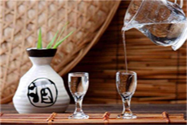 五岳獨(dú)尊酒加盟