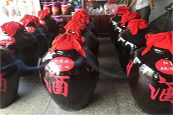 五岳獨(dú)尊酒加盟