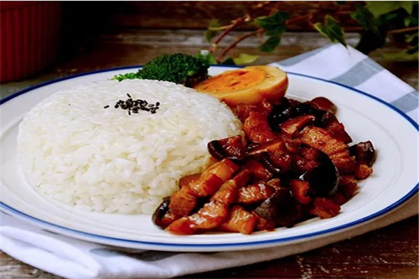 米夫羅鹵肉飯加盟