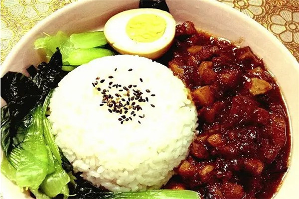 興旺港式鹵肉飯加盟