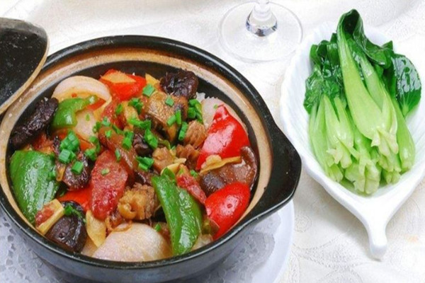 陶汽煲特色砂鍋飯加盟