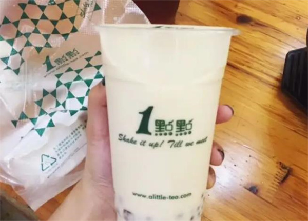 一點(diǎn)點(diǎn)奶茶