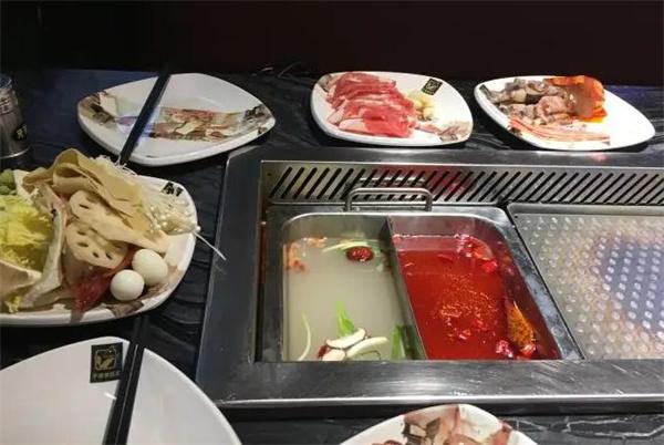 酒玖久自助火鍋烤肉