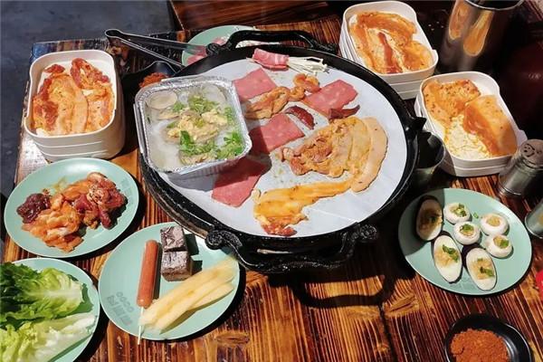 青瓦臺韓式紙上烤肉加盟