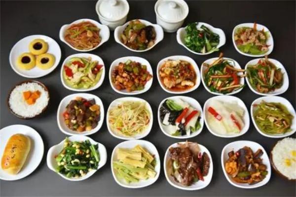 媽媽小碗菜加盟