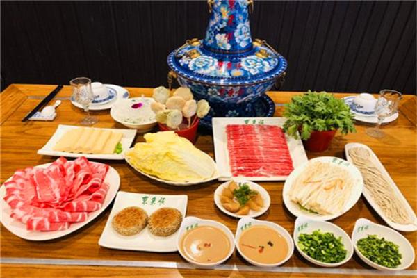 東來(lái)順清真飯羊肉火鍋加盟