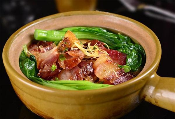 開心老婆煲仔飯