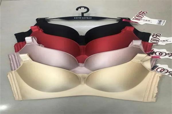 百分百感覺(jué)內(nèi)衣連鎖店加盟